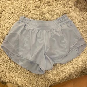 Lululemon hottie hot shorts 2.5
